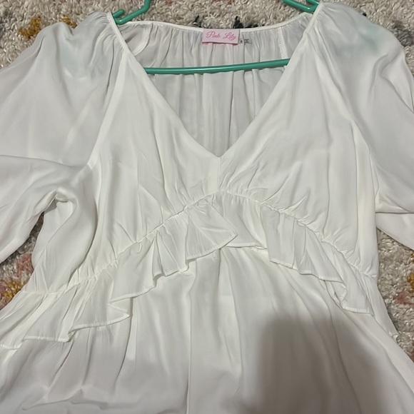 Ruffle top. Size S. - Picture 4 of 4